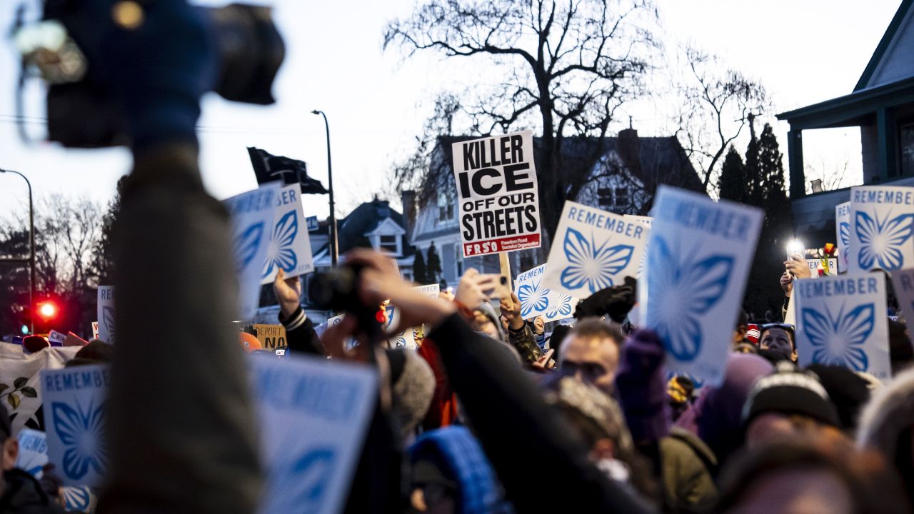 Minneapolis sotto tensione dopo l’uccisione di Renee Good