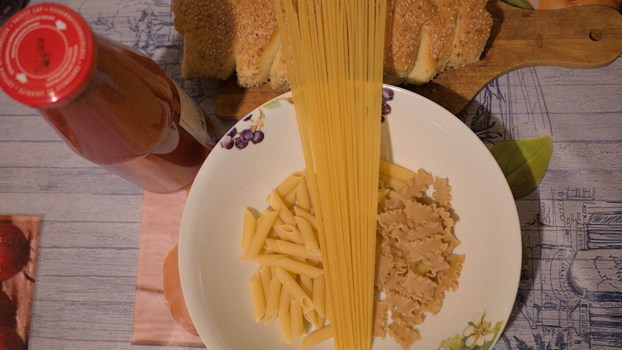 Dieta mediterranea e nuova piramide alimentare americana: l’intervista con Ludovico Abenavoli