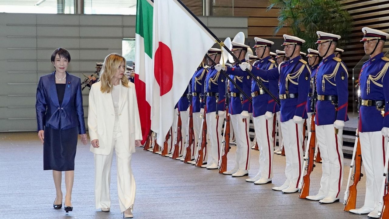 Italia-Giappone, la Meloni a Tokyo lancia la “partnership strategica speciale”: ecco cosa prevede l’accordo