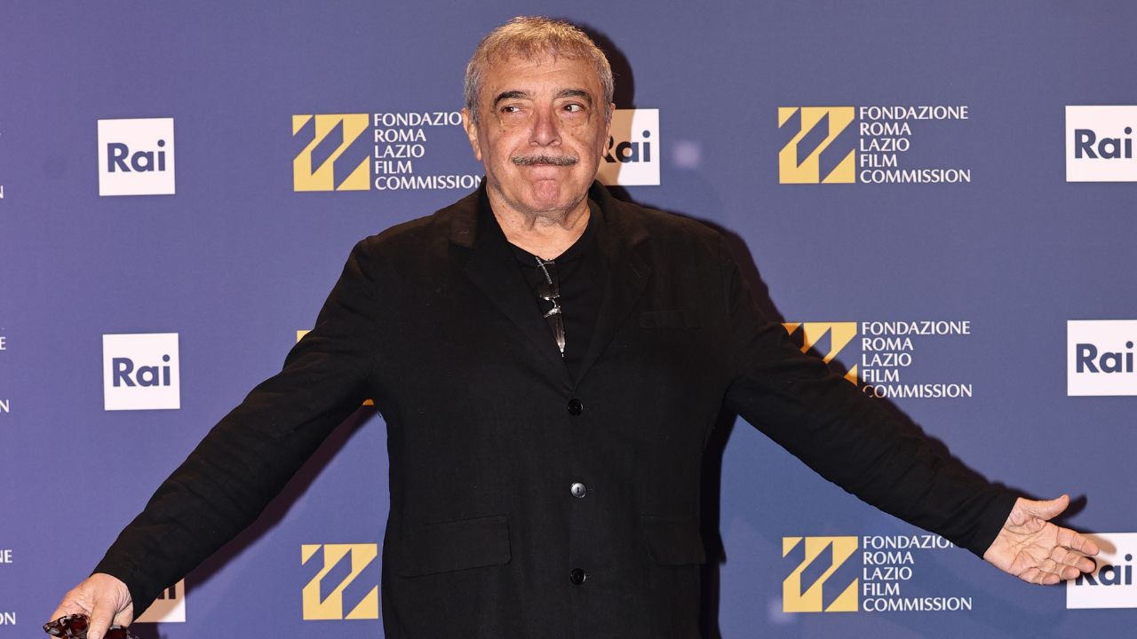 Nino Frassica torna a Sanremo 2026, atteso per la finale all’Ariston