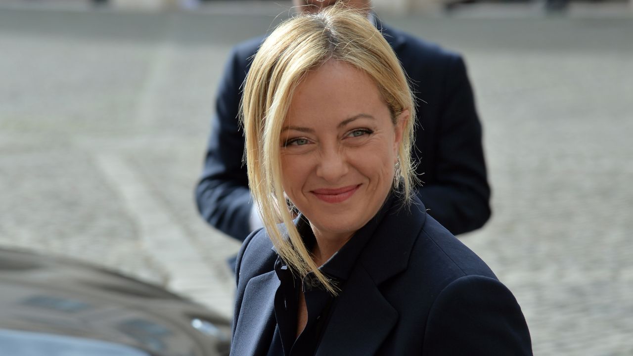 Le idi di Marzo di Giorgia che rischia di fare la fine di Giulio Cesare