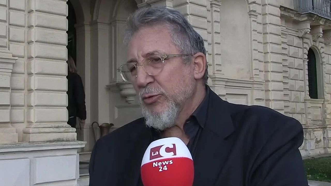 Lucio Presta a Cosenza per presentare il suo nuovo libro: «Io temo l’uragano che è in me»