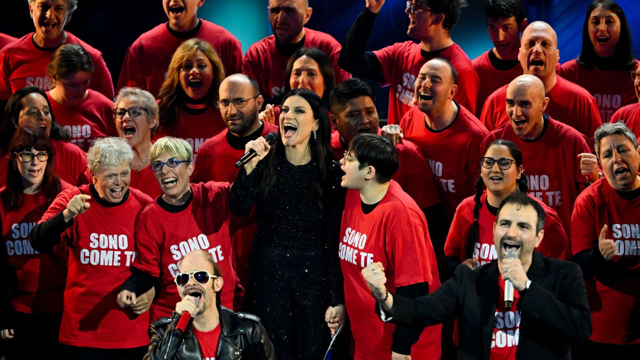 L’Ariston si ferma per la “rivoluzione gentile” del Coro Anffas