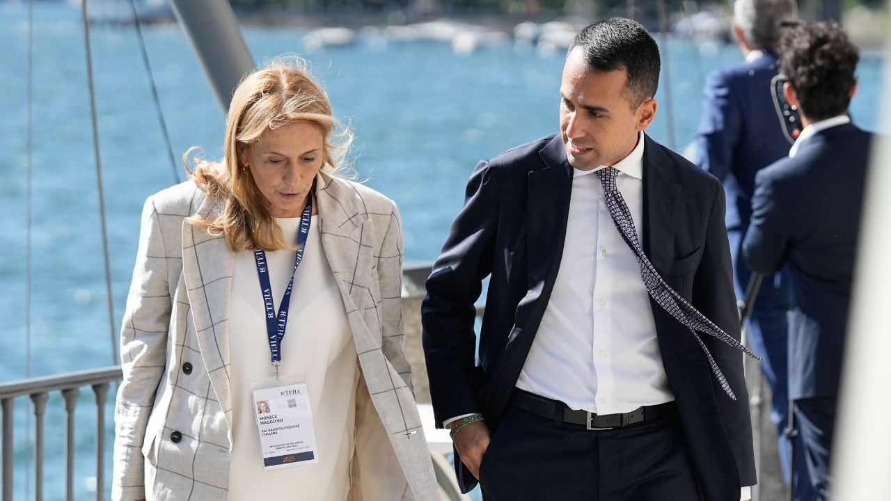 Tra politica e accademia: il caso Di Maio e il peso dei simboli