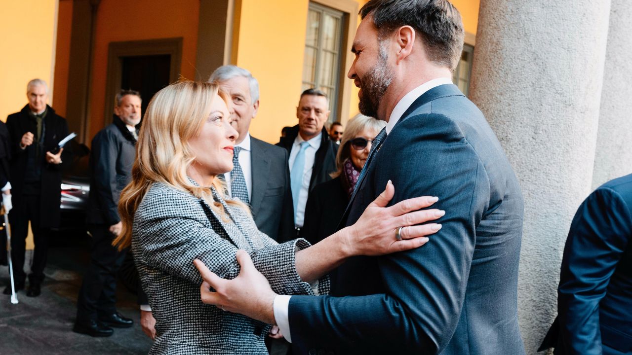 Da Trump a Vance, l’America incorona Meloni: il suo libro diventa un caso politico