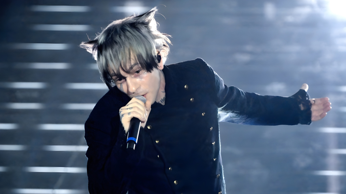 Morgan “si sfila” da Sanremo, Chiello lo smentisce: “Non c’era alchimia, ho deciso io”. E lui replica: “Non volevo oscurarlo”