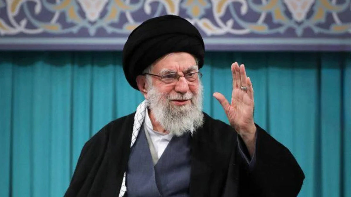 Khamenei, raffica di annunci e smentite: Trump parla di morte “corretta”, Israele dice di aver recuperato il corpo, Teheran nega