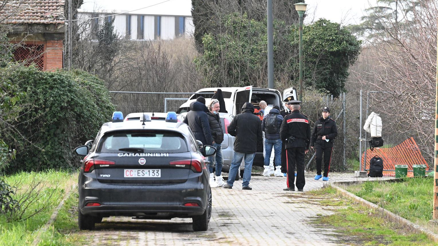 Donna decapitata a Scandicci, svolta nell’inchiesta sull’omicidio di Silke Sauer: sospettato un senzatetto già noto alle forze dell’ordine