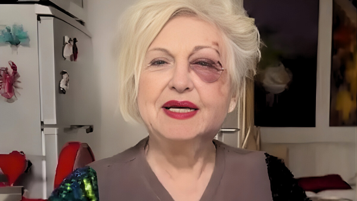 A Milano Wanna Marchi investita sulle strisce: “Sono devastata”, ma rifiuta l’ospedale dove è morto il marito