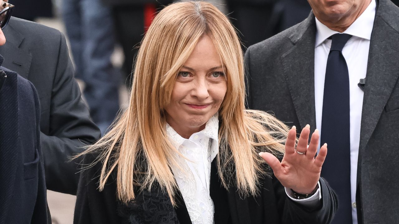 Elezioni a ottobre e rimpasto, Meloni prende tempo ma FdI ribolle: Salvini convoca la Lega e la maggioranza si conta