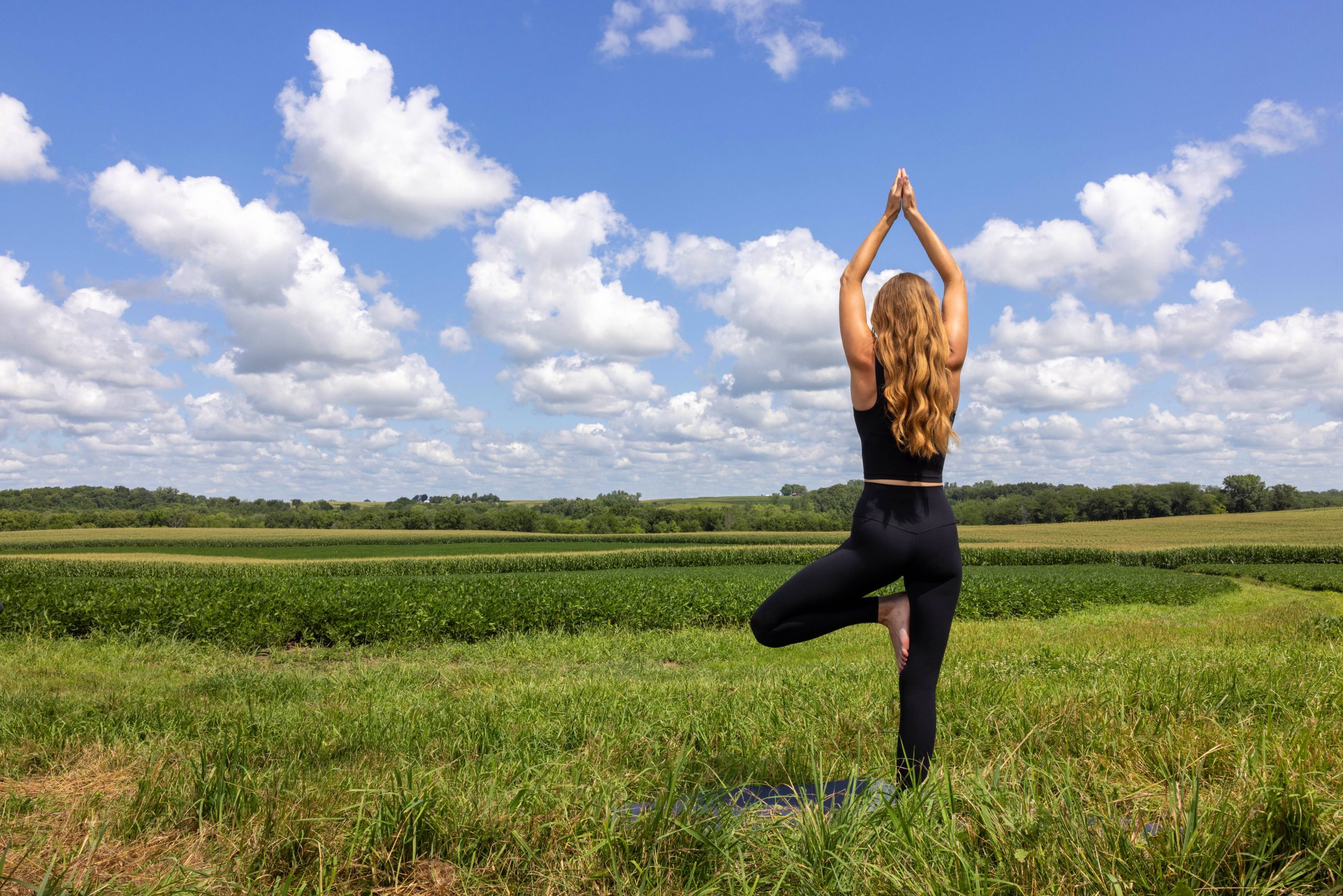 Lycra in bancarotta, fallisce il gigante dello spandex: cosa cambia per calze, leggings e abbigliamento elastico