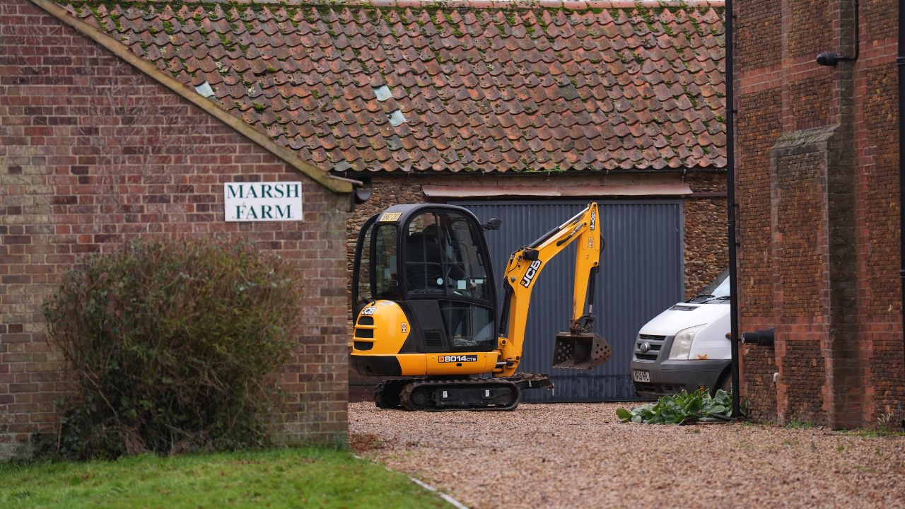 A seguito del caso Epstein, il Principe Andrea trasloca a Marsh Farm: 30 stanze ridotte a 5 e il “caso” dei peluche reali