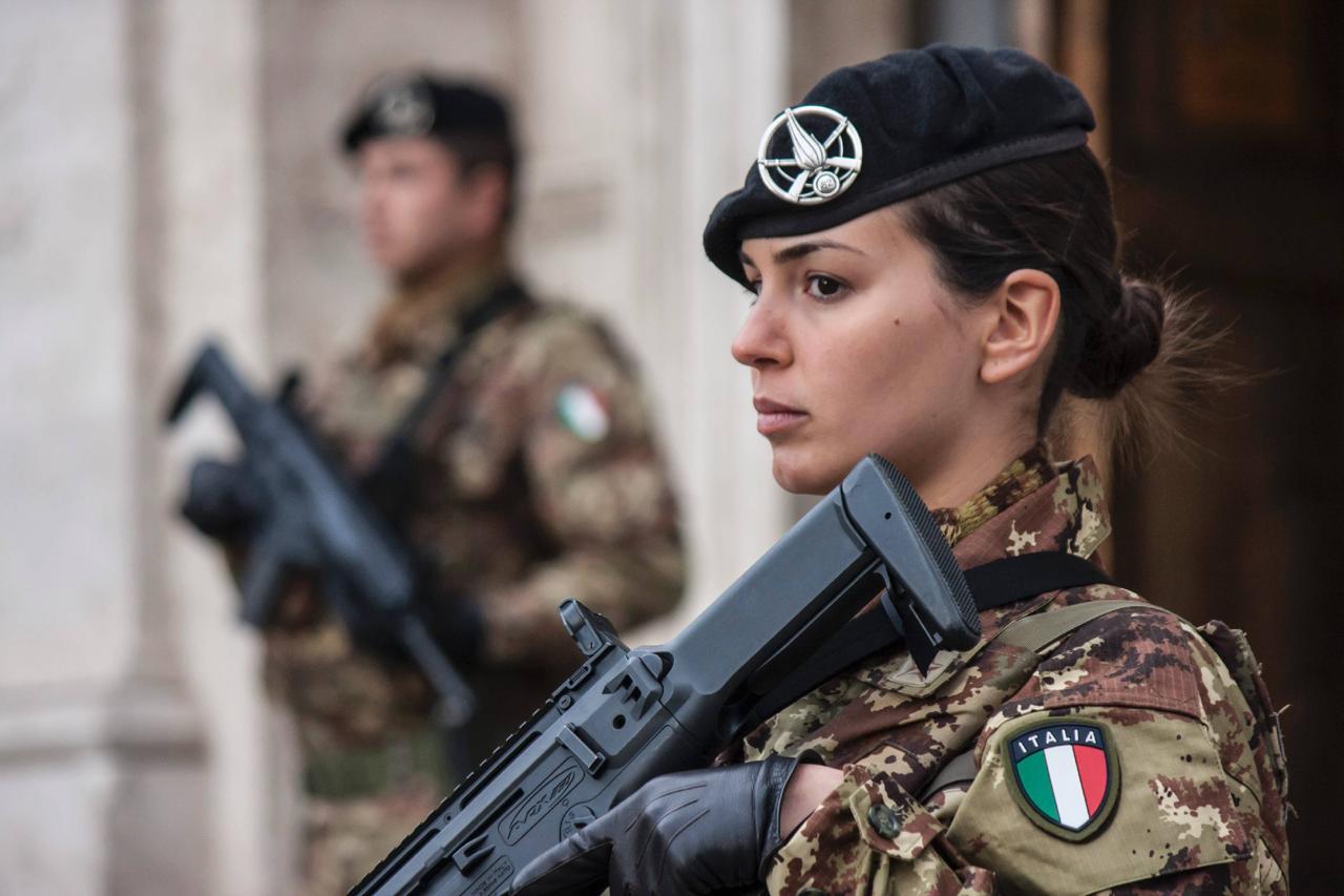 Leva femminile, lo scenario che inquieta: cosa succede davvero se l’Italia entra in guerra?