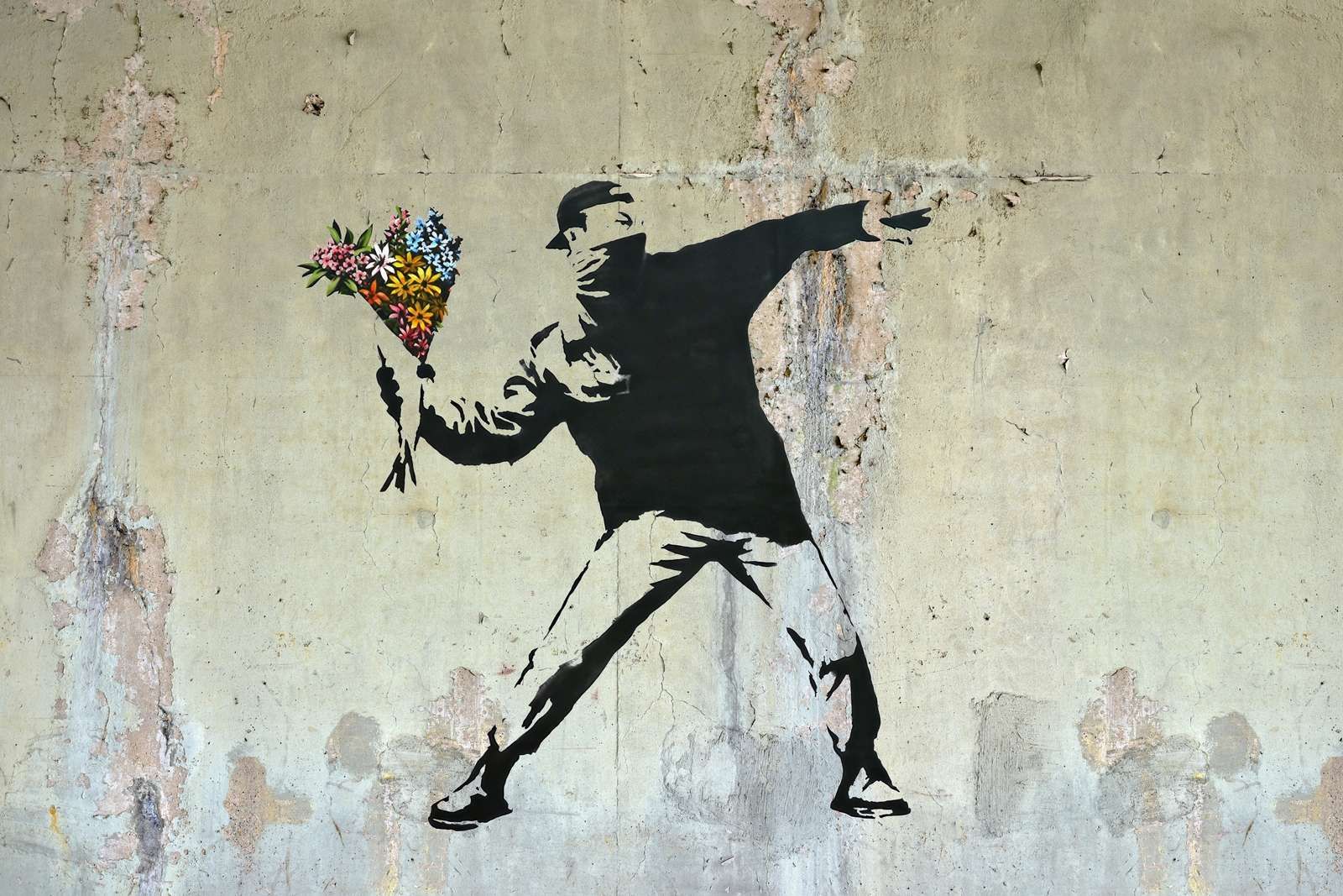 Banksy, svelata l’identità dello street artist più famoso del mondo. Che ha appena cambiato nome