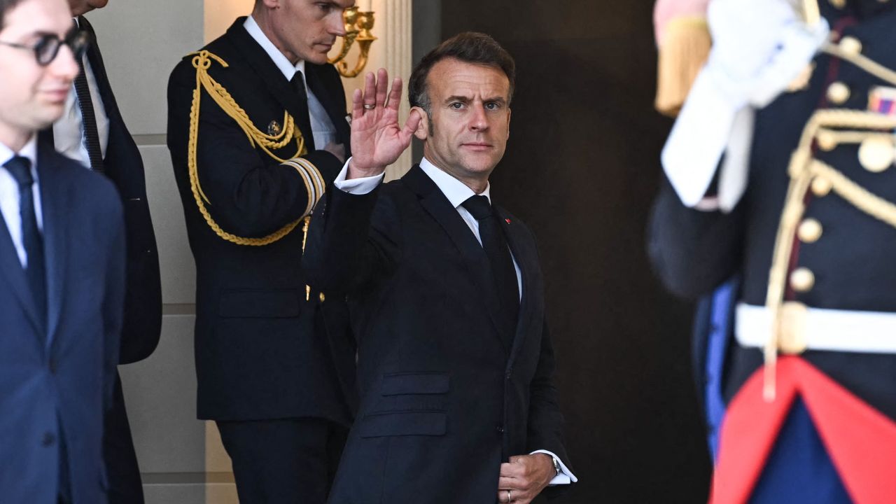 Stop ai social sotto i 15 anni: la Consulta francese boccia la legge Macron