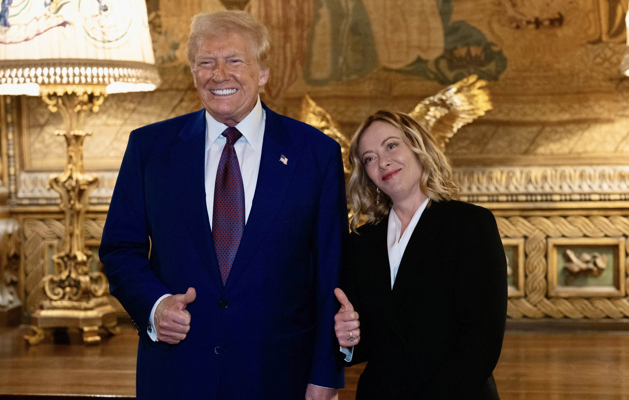 Trump scarica Giorgia Meloni e attacca di nuovo il Papa nell’intervista al Corriere: «Italia non ci aiuta sulla guerra, sono scioccato»
