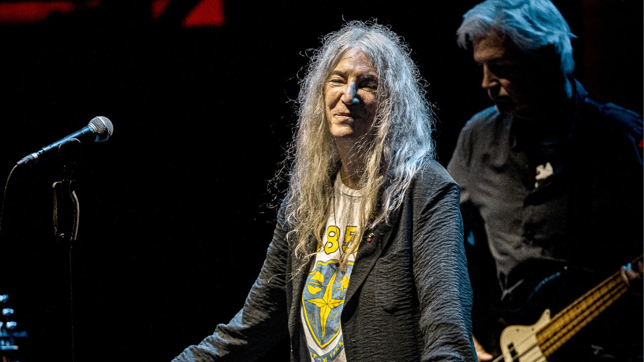Patti Smith a Roma: evento unico al Circo Massimo per gli 80 anni della “Sacerdotessa del Rock”