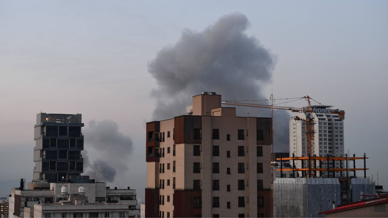 Escalation in Iran: attacco USA sulla città della centrale nucleare. Colpite diverse località a Bushehr