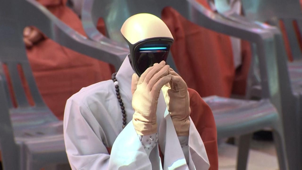 Il primo monaco robot debutta in Corea del Sud: veste buddhista, voti solenni e un dubbio enorme sull’anima delle macchine