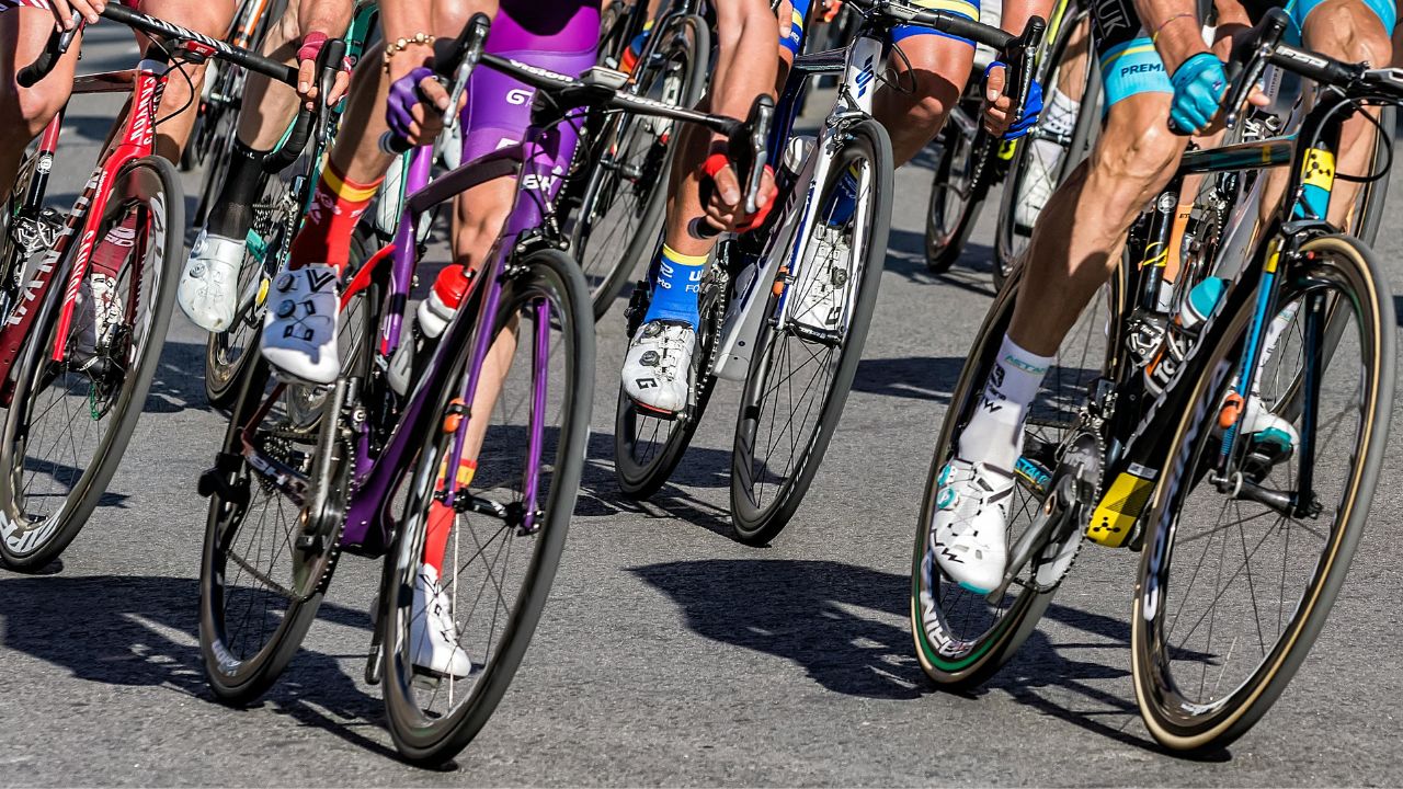 Giro d’Italia, quanto costa? Quanto rende? Una gara ciclistica che è un affare da oltre due miliardi