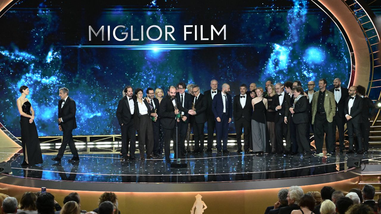 David 2026: stravince il film “Le città di pianura”, Sorrentino esce ancora una volta a mani vuote
