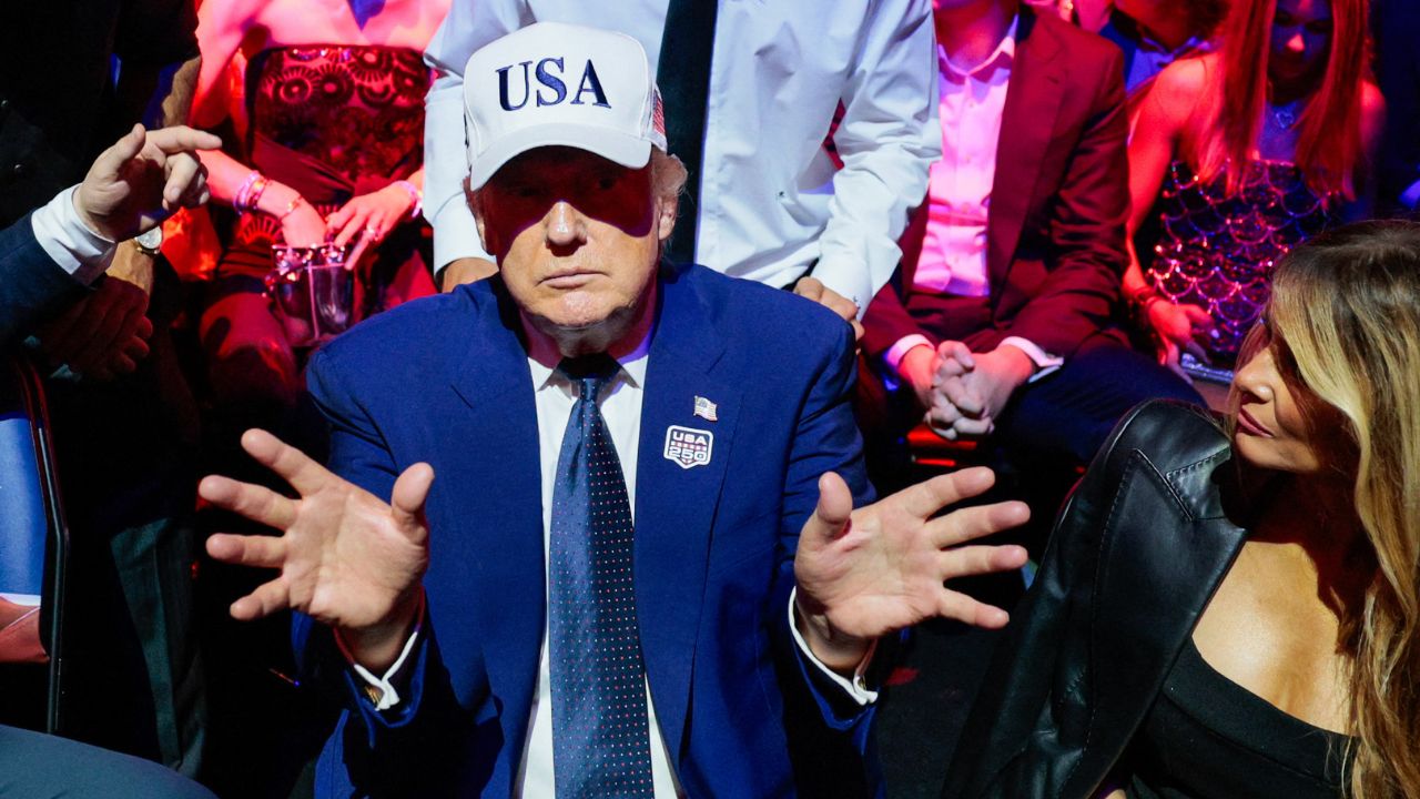 Trump invoca i pieni poteri e nega la lezione dell’Iran: «Non ci sono limiti al mio potere». Poi attacca ancora Netanyahu
