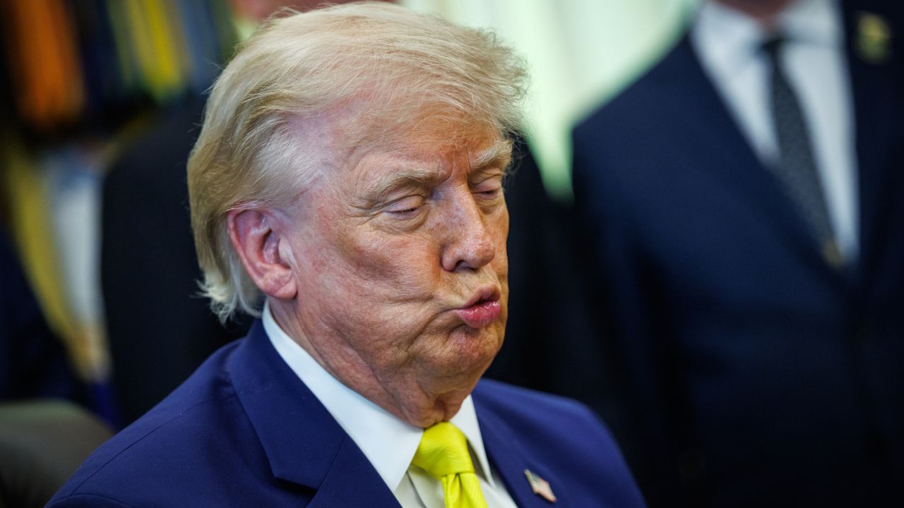 Trump pronto a premiare gli assalitori di Capitol Hill: ora valuta risarcimenti con i soldi degli americani