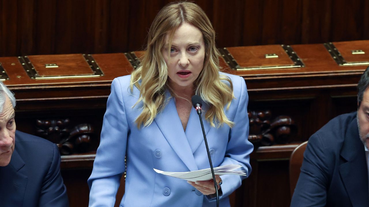 Meloni alla Camera: «L’Ue scelga il negoziatore per la soluzione del conflitto Russia-Ucraina»