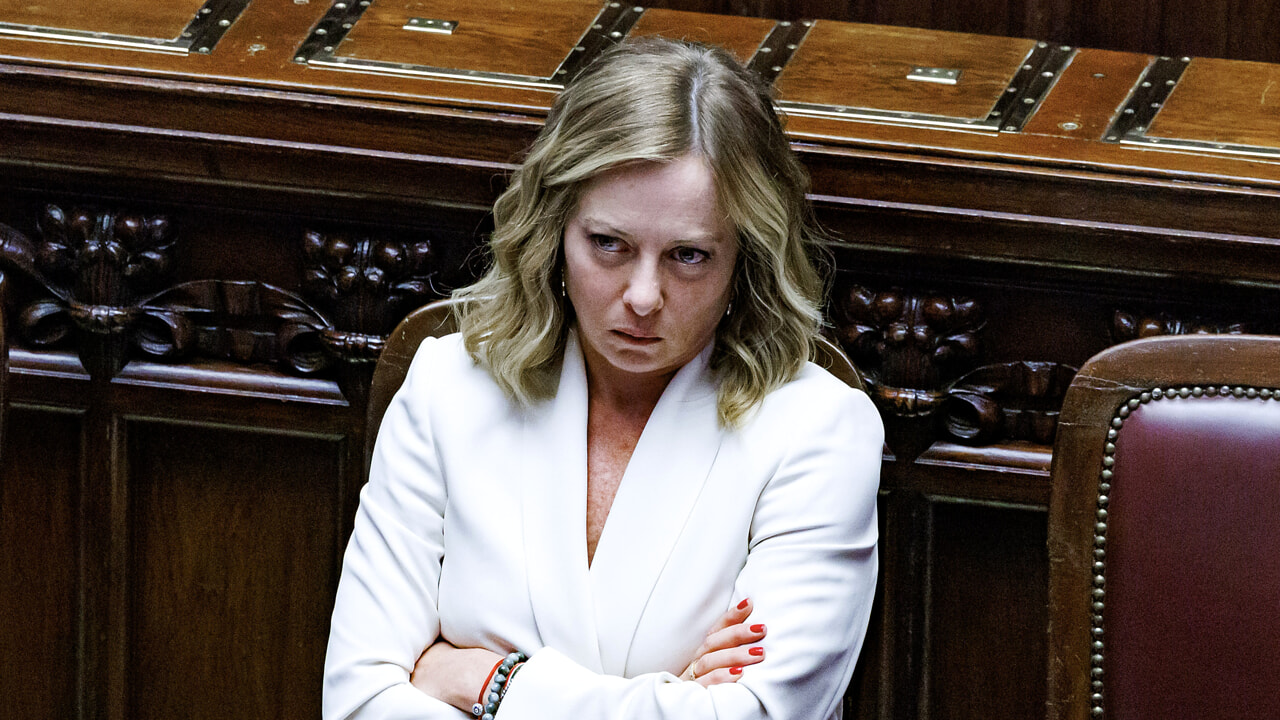 Cortellesi non cita la Meloni nel suo discorso e Giorgia si infuria, la Rai finisce sotto accusa e c’è chi guarda al Quirinale