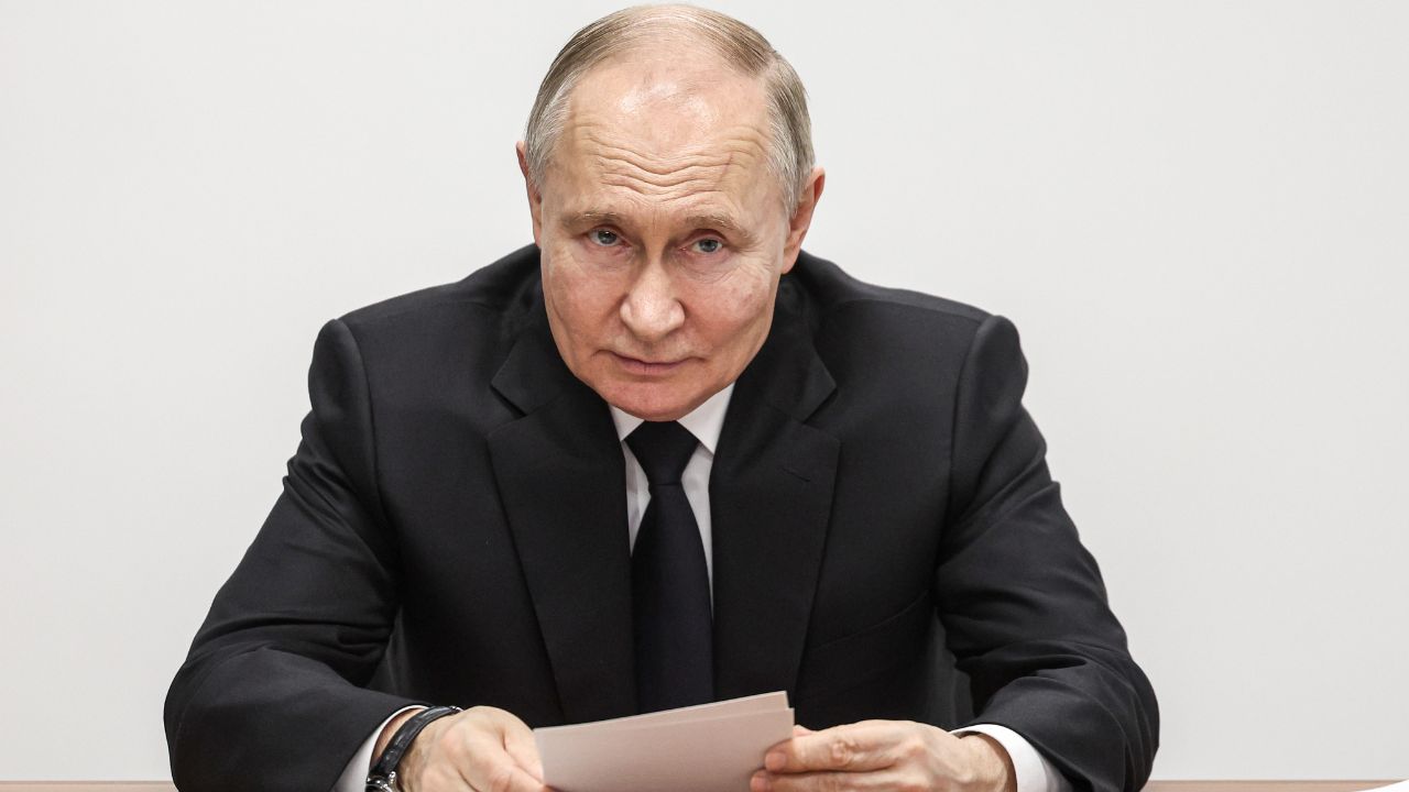 La Russia prepara il dopo Ucraina: nuove basi, 115mila soldati al confine Nato e il timore di una guerra in Europa
