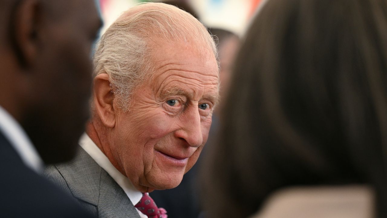 Cosa vedremo nel “730” reale? Re Carlo “si mette a nudo”, la svolta storica che cambia per sempre la Monarchia britannica
