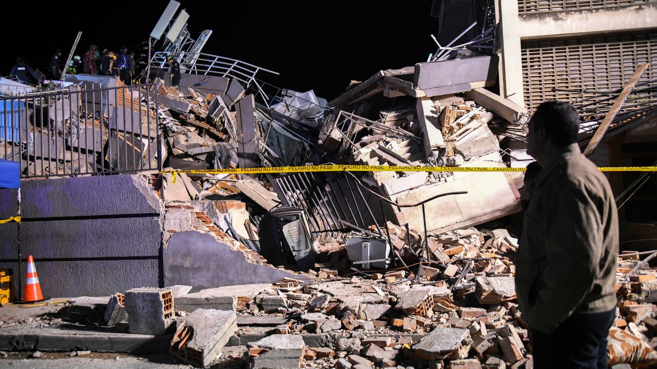 Terremoto Venezuela, doppia scossa choc mette in ginocchio il Paese. Allerta Tsunami nei Caraibi
