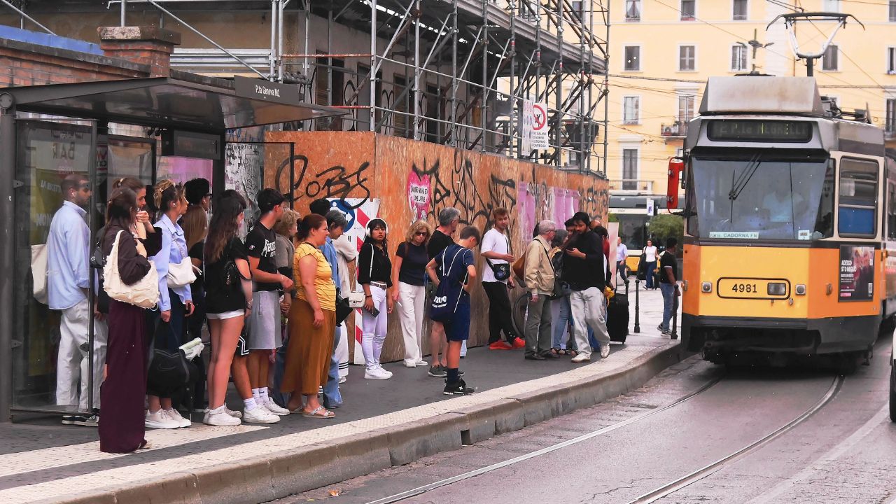 Fuga verso la provincia, soccorso dall’estero: i capoluoghi italiani perdono 97mila abitanti, ma si salvano grazie a 328mila arrivi d’oltreconfine