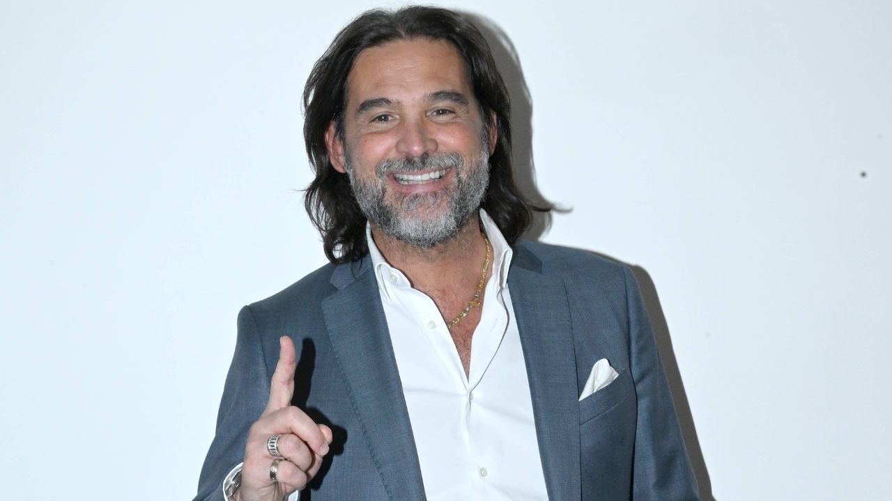 Lele Adani travolto dalle critiche prima di Argentina-Spagna: «La Rai sembra Tele Buenos Aires, preparate i tappi»