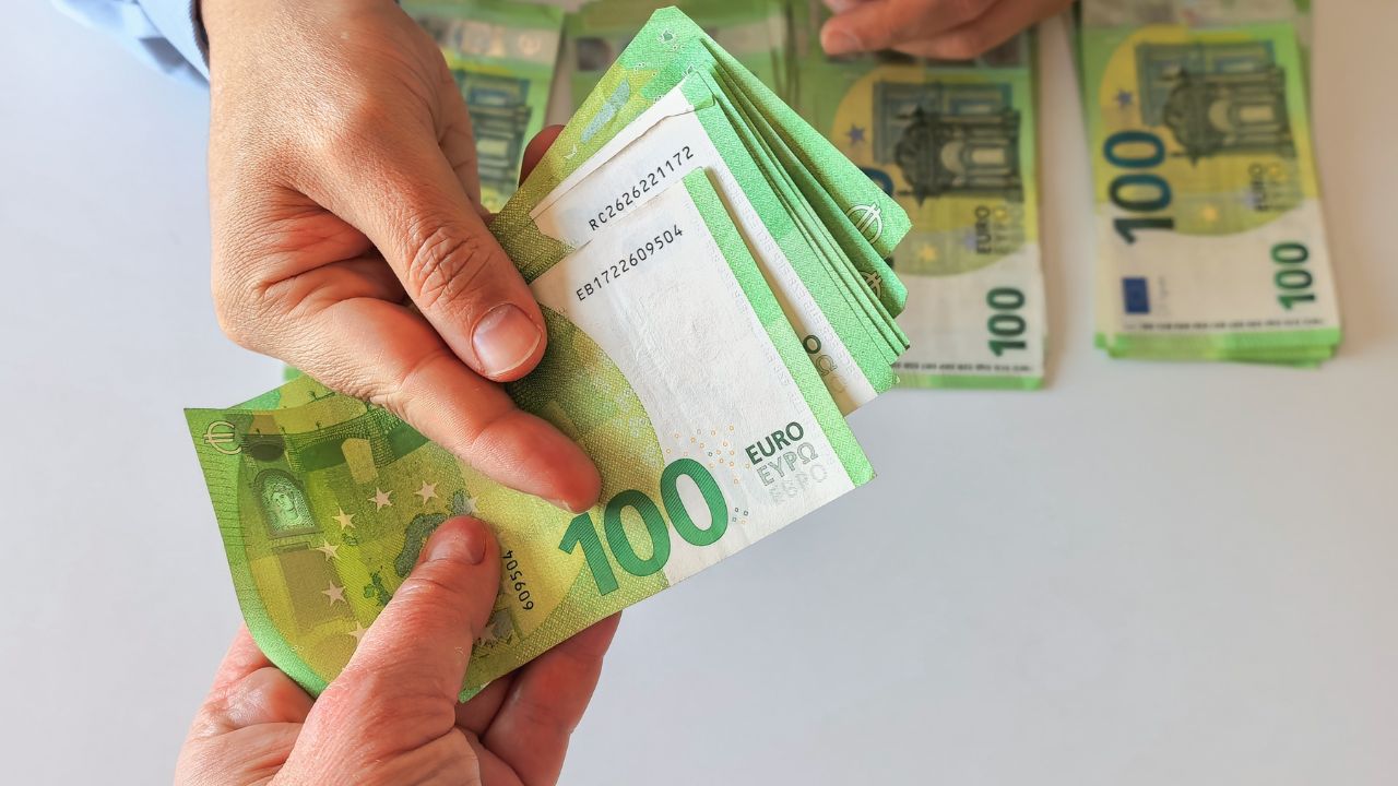 Vacanze a rate, boom di prestiti fino a 5.400 euro per andare al mare