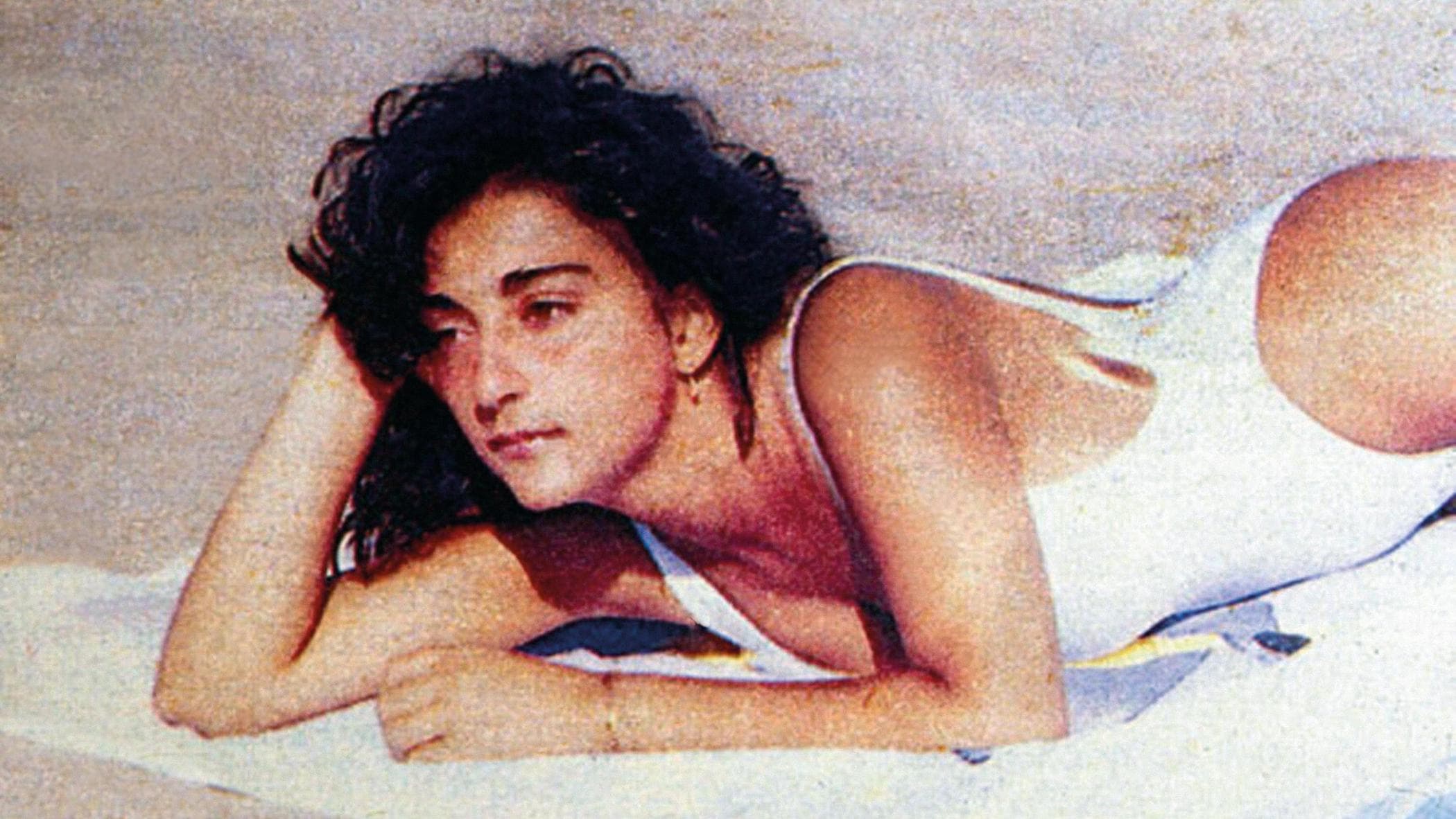 Delitto di via Poma, svolta dopo 36 anni: i Ris confrontano il Dna di sette persone mai indagate con i reperti di Simonetta Cesaroni