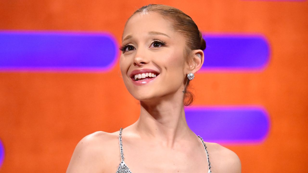 Ariana Grande si ritira: l’annuncio shock e il motivo dietro l’addio