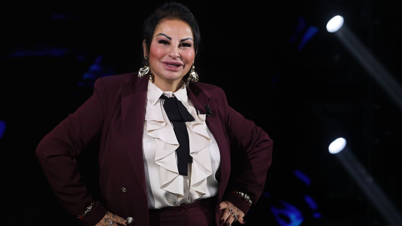 Rita De Crescenzo, la docuserie «Svergognata» esiste: tre episodi, riprese già iniziate e aiuti dal Ministero della Cultura