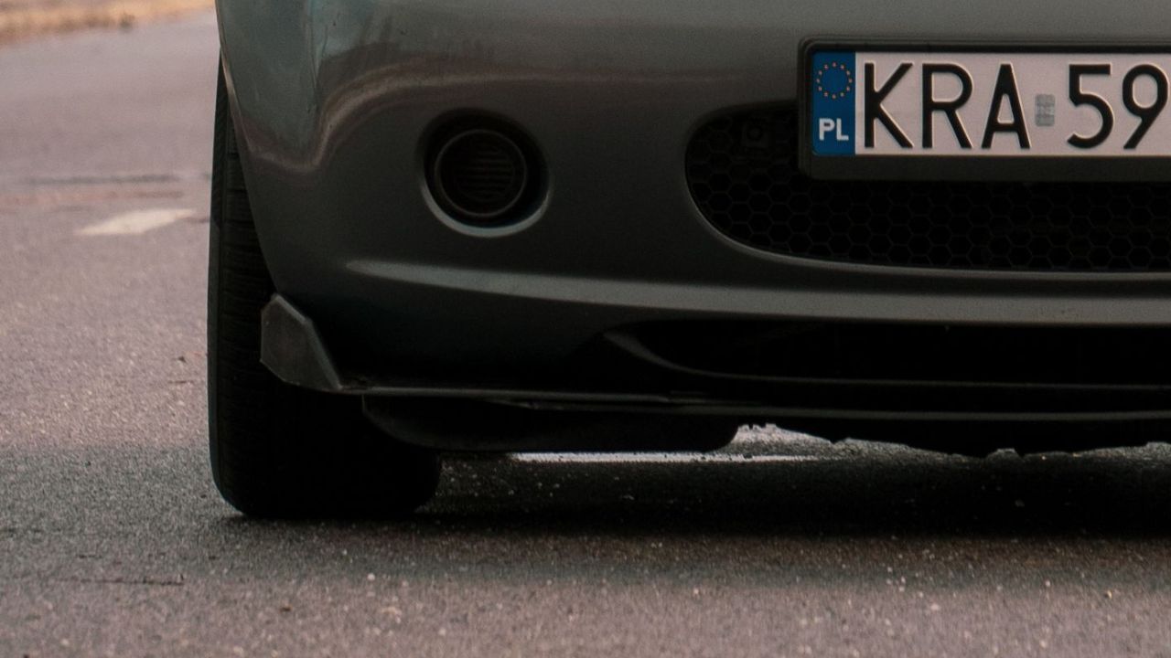 Stop alla circolazione delle auto con targa straniera, sarà obbligatoria l’Rc auto italiana