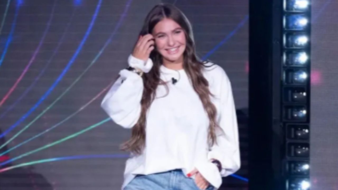 Chanel Totti vuole un figlio a 19 anni, Ilary Blasi gela tutto: «Sei impazzita? Divertiti, viaggia e resta single»