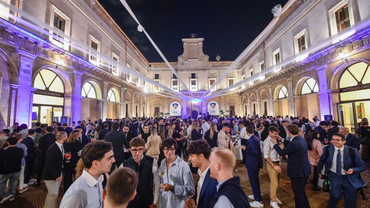 60 Under 30, a Roma la politica del futuro incontra i big. Tra gli ospiti Tajani, Salvini, Schlein, Calenda e Conte
