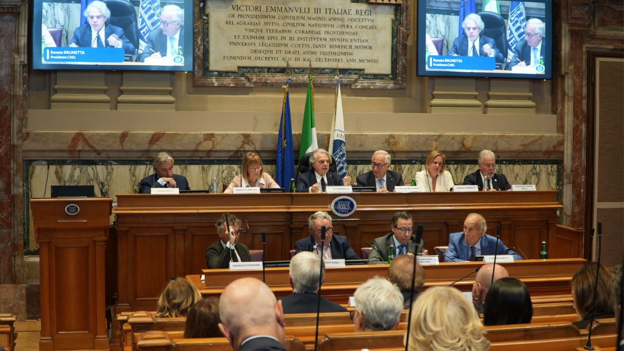 Pubblica amministrazione e Pnrr, il bilancio del Cnel: oltre 115 miliardi agli enti locali, ora la sfida è la continuità