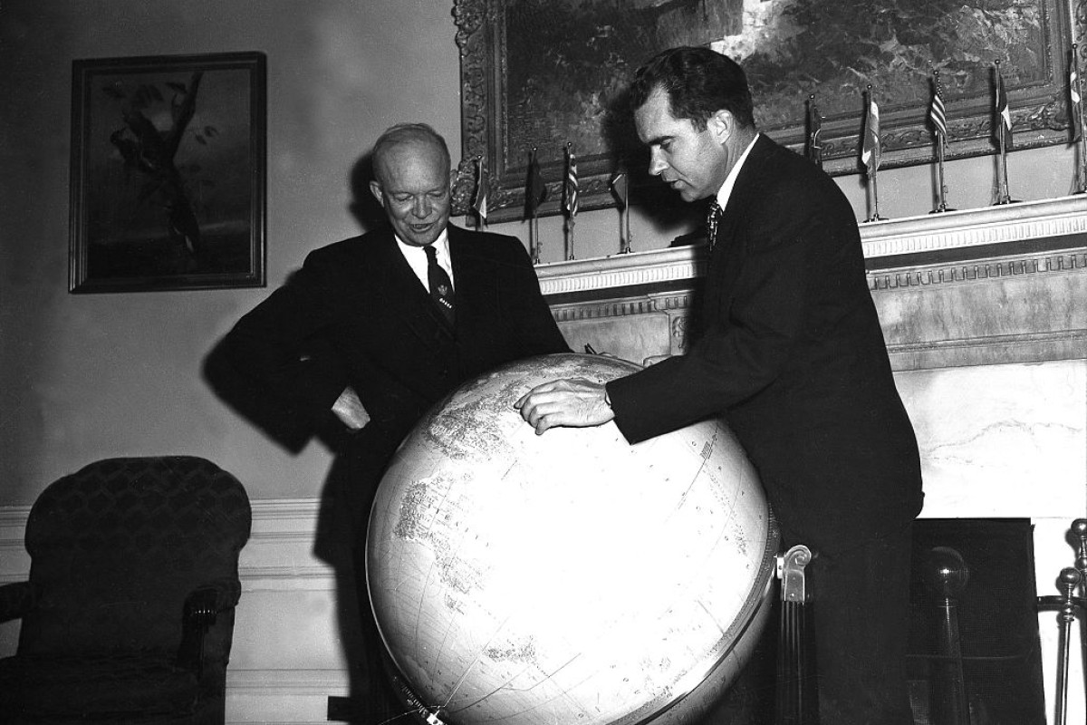 Il Pentagono danneggia il prezioso mappamondo del presidente Eisenhower durante un trasloco
