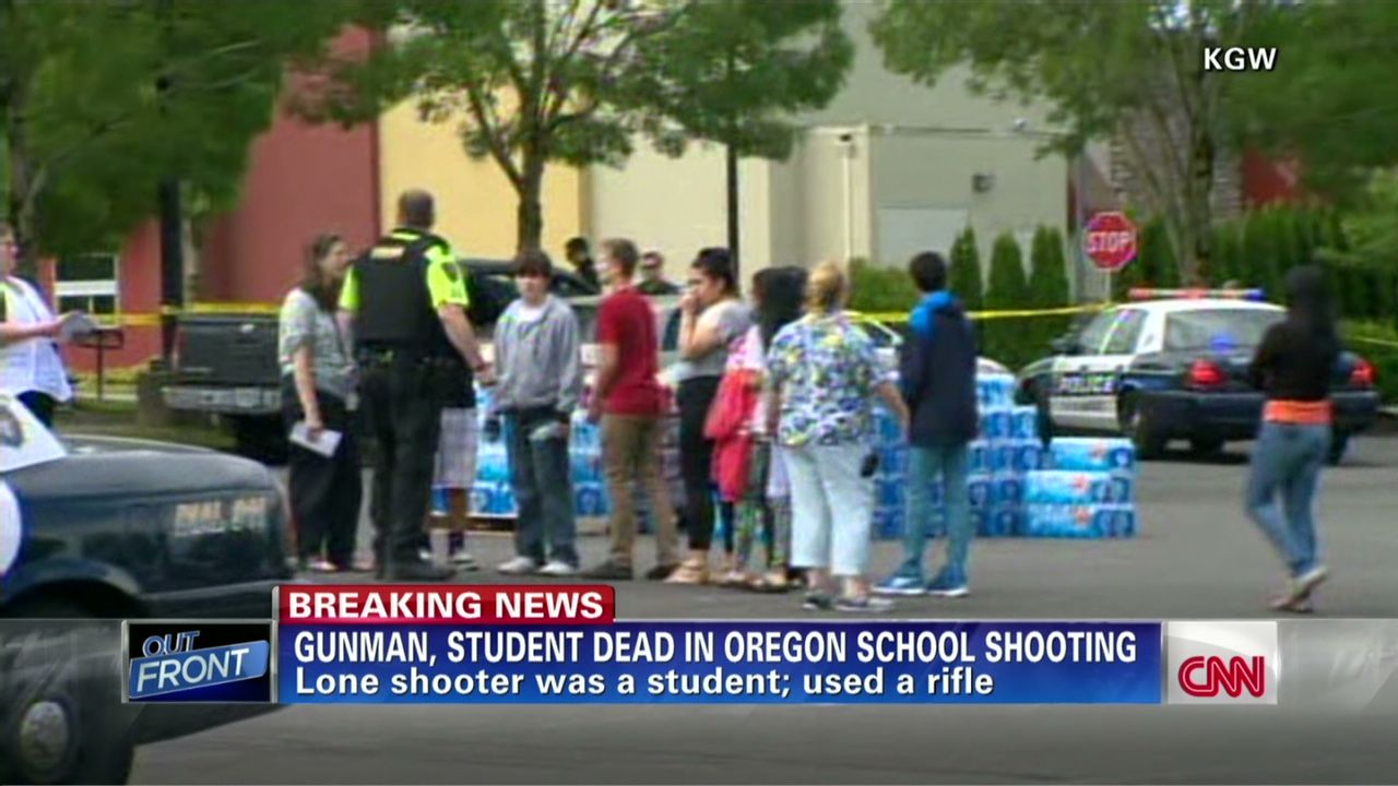 Tragico attacco in una scuola elementare dell’Oregon negli Stati Uniti, cinque morti tra cui tre bambini di 5, 8 e 11 anni
